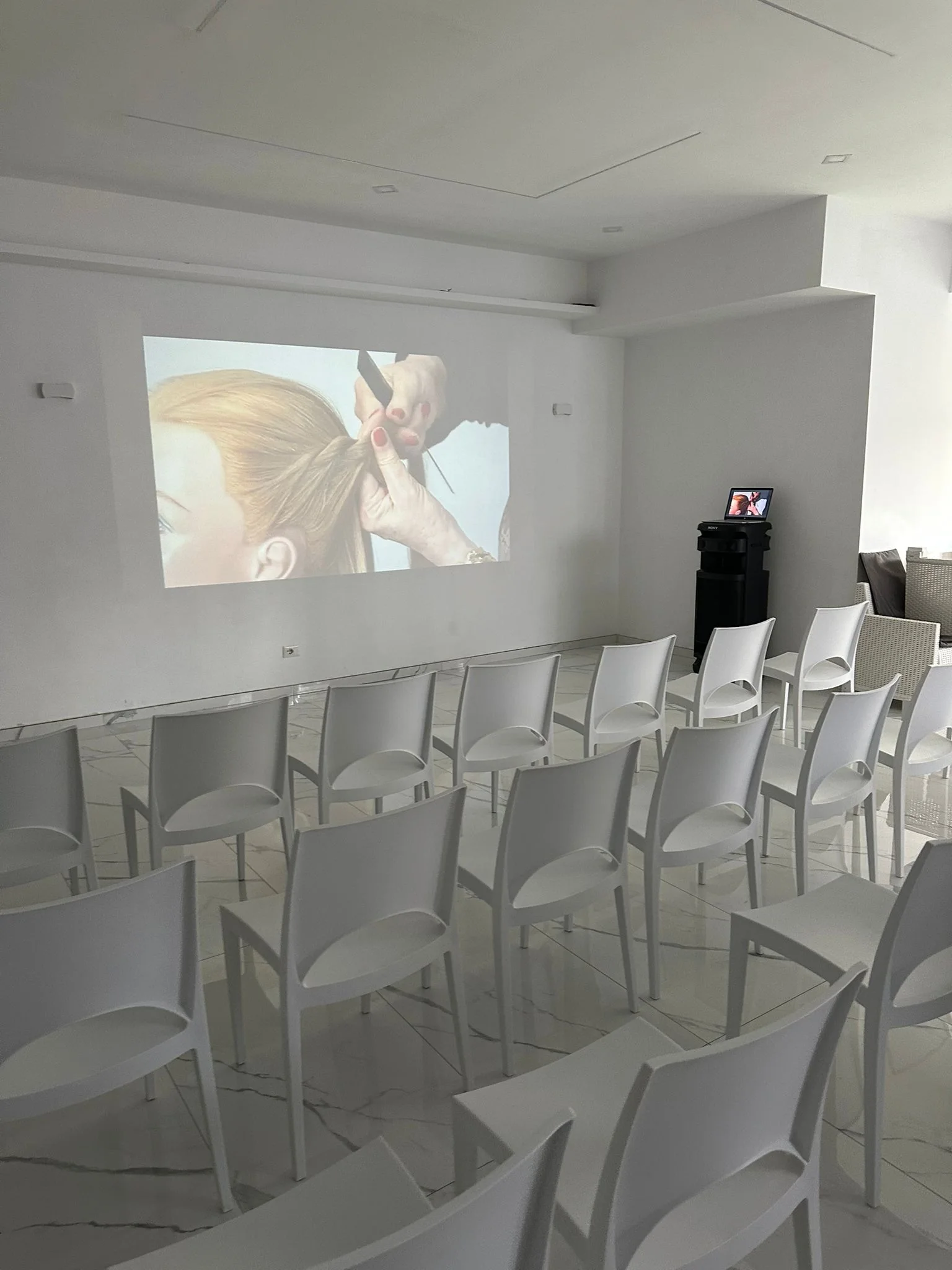 Aula formazione Roma per corsi, workshop e conferenze a Casalotti
